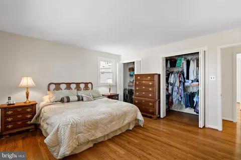 $569,900 | 1 Blue Jay Drive, Newark, DE 19713