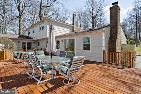 $569,900 | 1 Blue Jay Drive, Newark, DE 19713