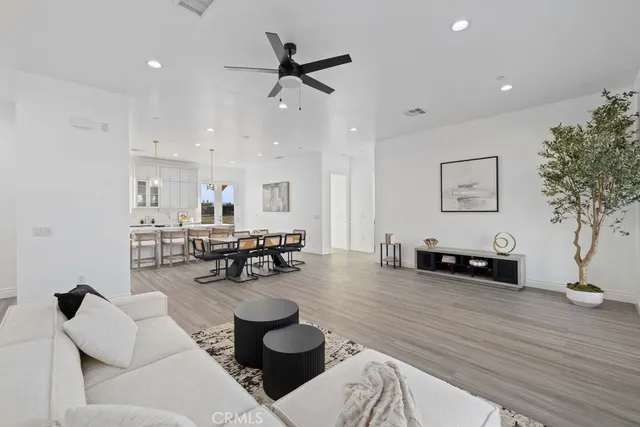 $614,999 | 7214 West W Avenue, Lancaster, CA 93536