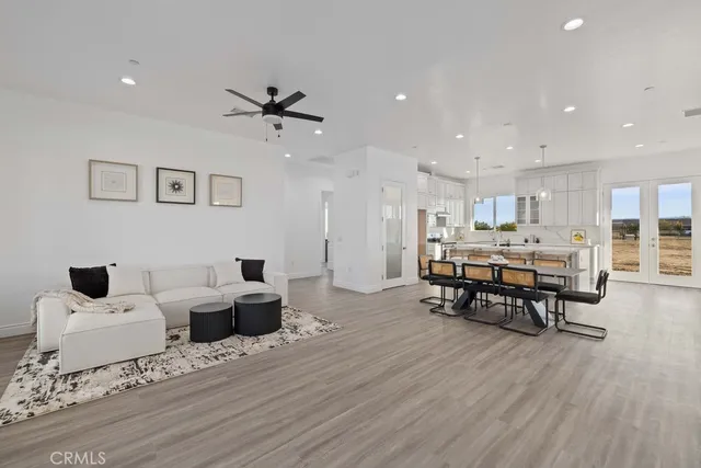 $614,999 | 7214 West W Avenue, Lancaster, CA 93536