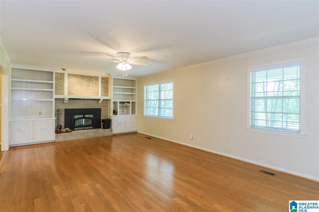 112 Tall Timber Road Alabaster, AL 35007 - Photo 3 of 50