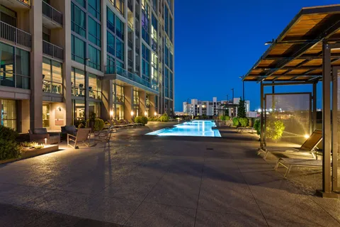 $625,000 | 900 20th Avenue South, Unit 1006, Nashville, TN 37212