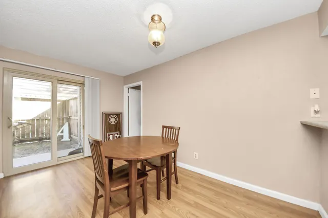 $135,000 | 10555 Turtlewood Court, Unit 1510, Houston, TX 77072