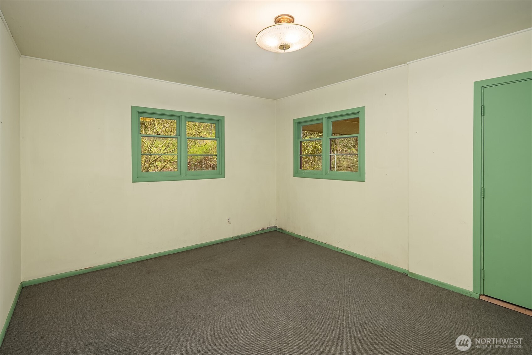 17420 Renton Issaquah Road Southeast Renton, WA 98059 - Photo 7 of 14