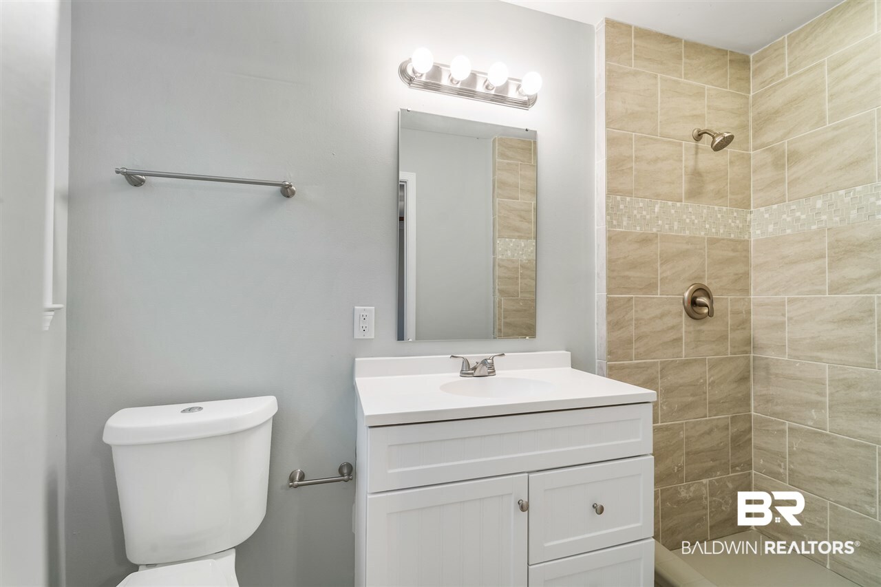 5013 Brookfield Drive North Mobile, AL 36693 - Photo 16 of 19