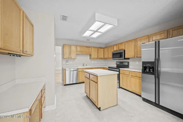 $2,750 | 4736 Kernan Mill Lane East, Jacksonville, FL 32224