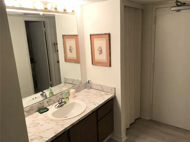 $3,500 | 450 South Gulfview Boulevard, Unit 405, Clearwater, FL 33767