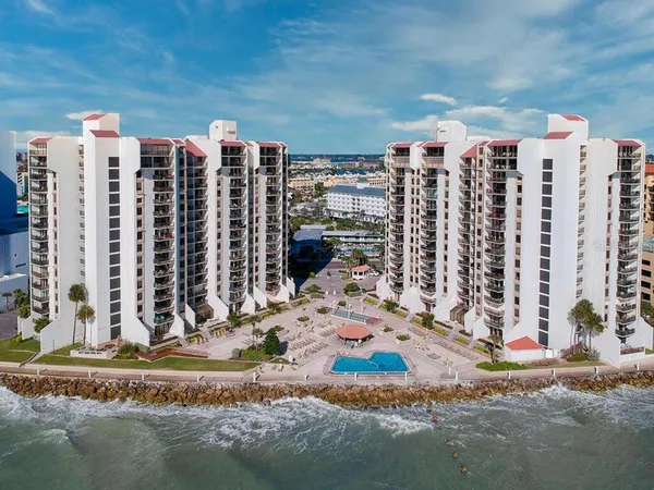 $3,500 | 450 South Gulfview Boulevard, Unit 405, Clearwater, FL 33767