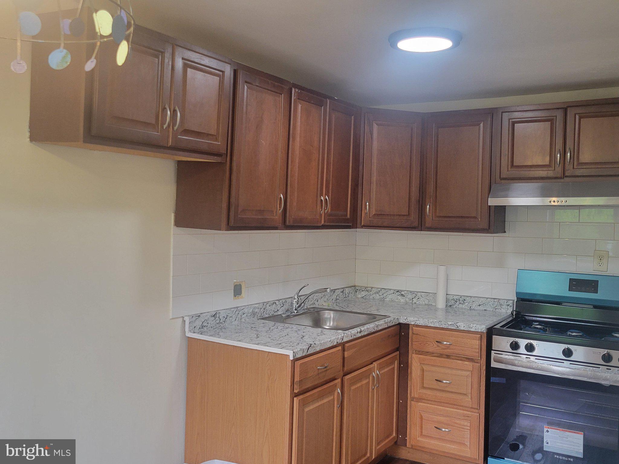 1022 Windsor Road Collingdale, PA 19023 - Photo 10 of 18 Gallery Image 10