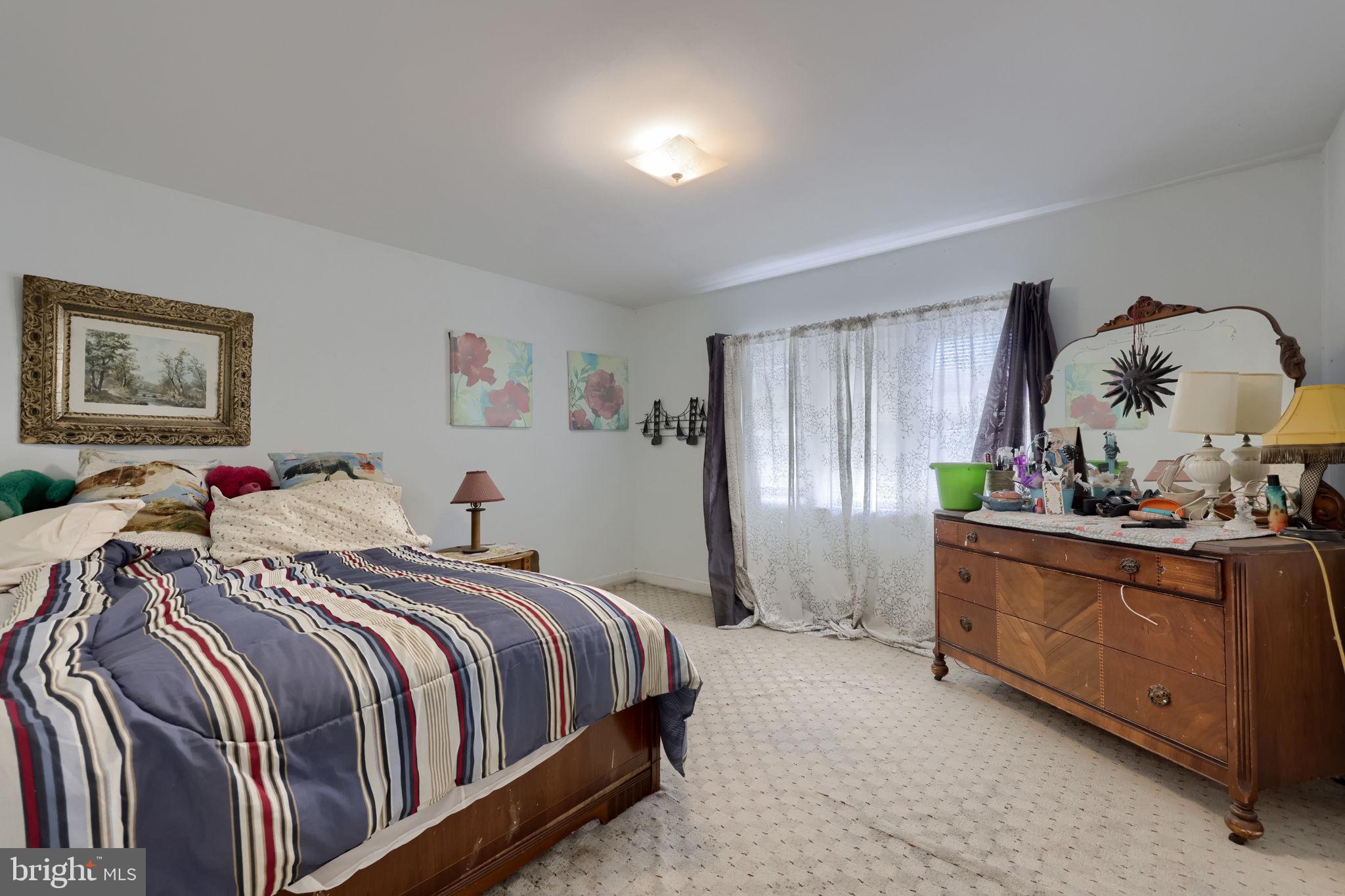 812 Brighton Avenue Reading, PA 19606 - Photo 23 of 33