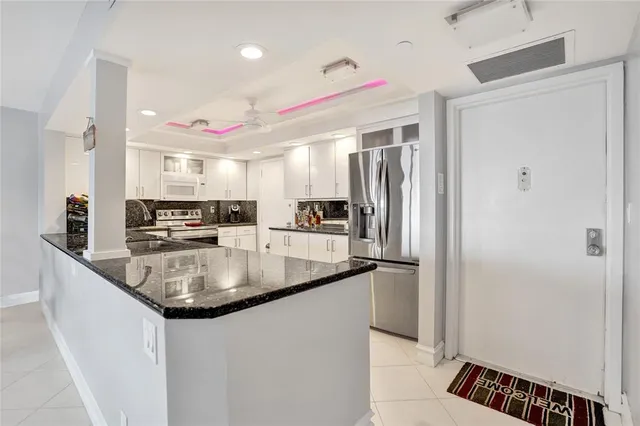 $5,500 | 1150 Hillsboro Mile, Unit 1016, Hillsboro Beach, FL 33062