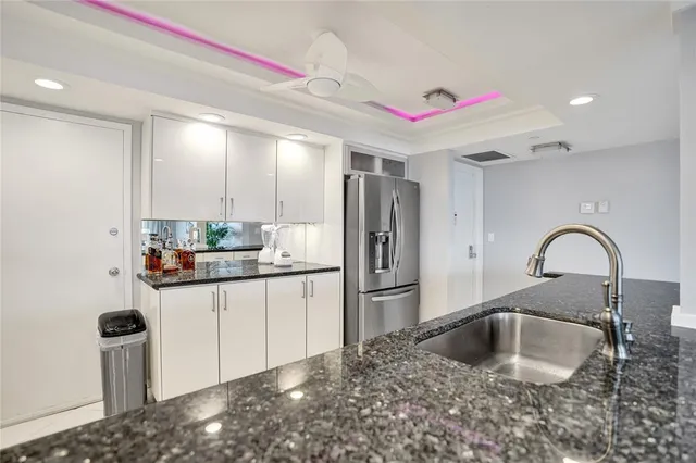 $5,500 | 1150 Hillsboro Mile, Unit 1016, Hillsboro Beach, FL 33062