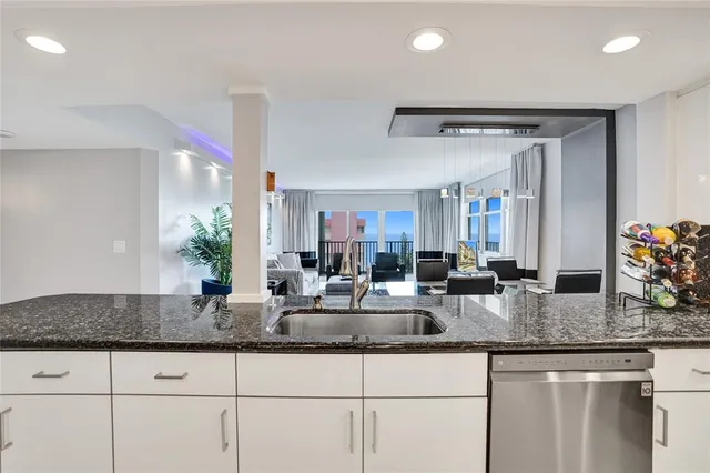 $5,500 | 1150 Hillsboro Mile, Unit 1016, Hillsboro Beach, FL 33062