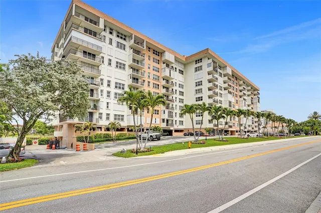 $5,500 | 1150 Hillsboro Mile, Unit 1016, Hillsboro Beach, FL 33062