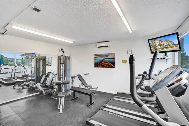 $5,500 | 1150 Hillsboro Mile, Unit 1016, Hillsboro Beach, FL 33062