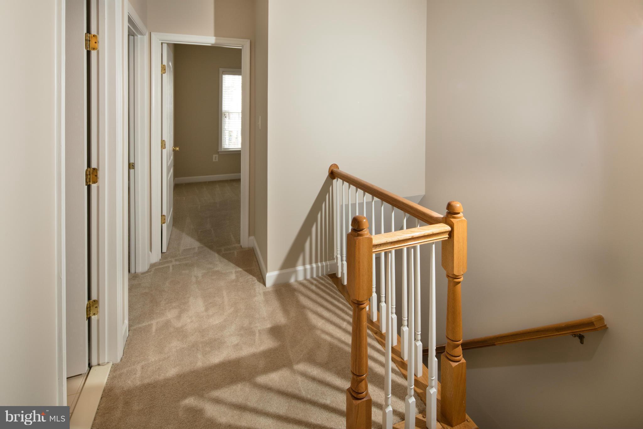42535 Magellan Square Ashburn, VA 20148 - Photo 24 of 30 Upper Level Hallway