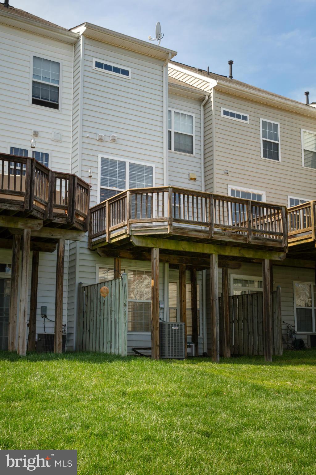 42535 Magellan Square Ashburn, VA 20148 - Photo 30 of 30 Exterior (Rear)
