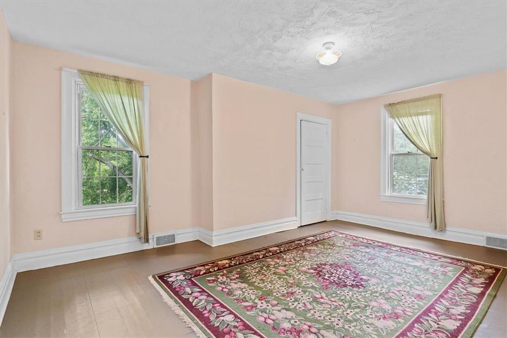 192 Sunset Road Pittsburgh, PA 15237 - Photo 12 of 25 Gallery Image 12