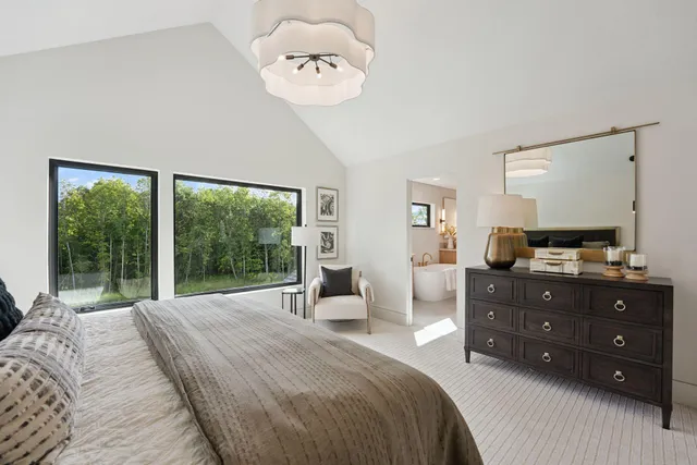 $1,299,848 | 713 Ensconced Way, Chaska, MN 55318