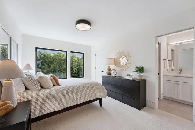 $1,299,848 | 713 Ensconced Way, Chaska, MN 55318