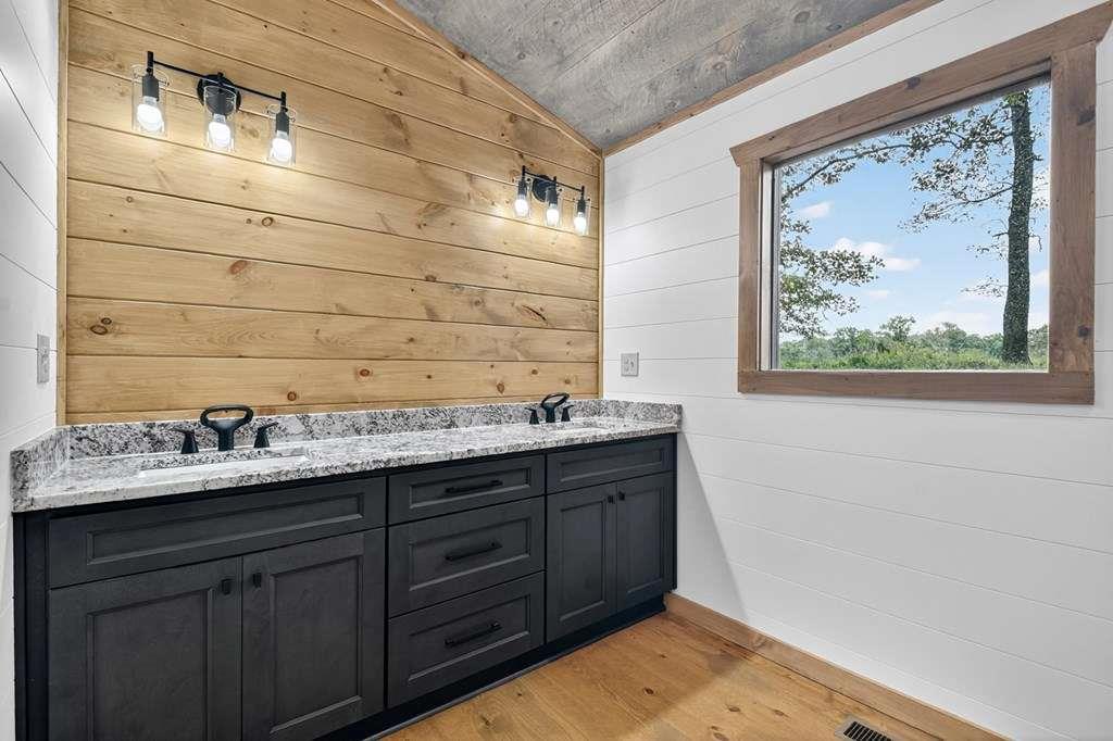 288 Windy Valley Lane Blue Ridge, GA 30513 - Photo 19 of 43