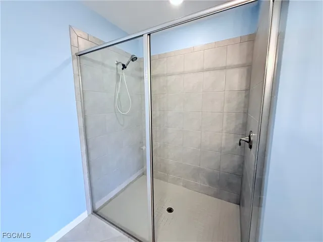 $2,000 | 4387 Dutchess Park Road, Fort Myers, FL 33916