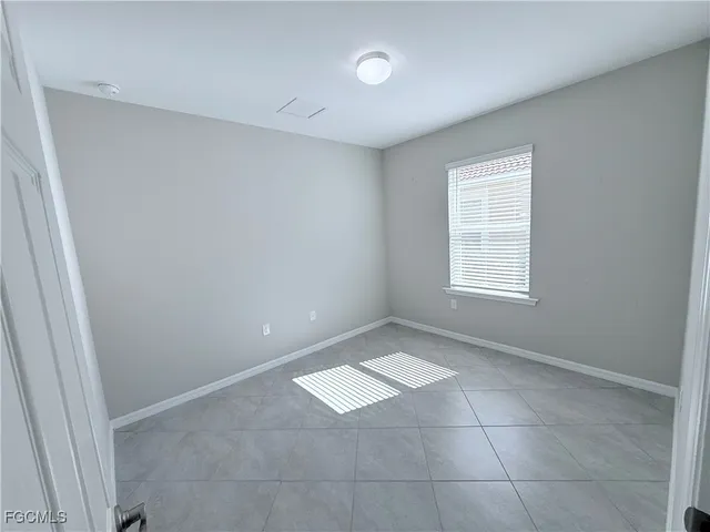 $2,000 | 4387 Dutchess Park Road, Fort Myers, FL 33916