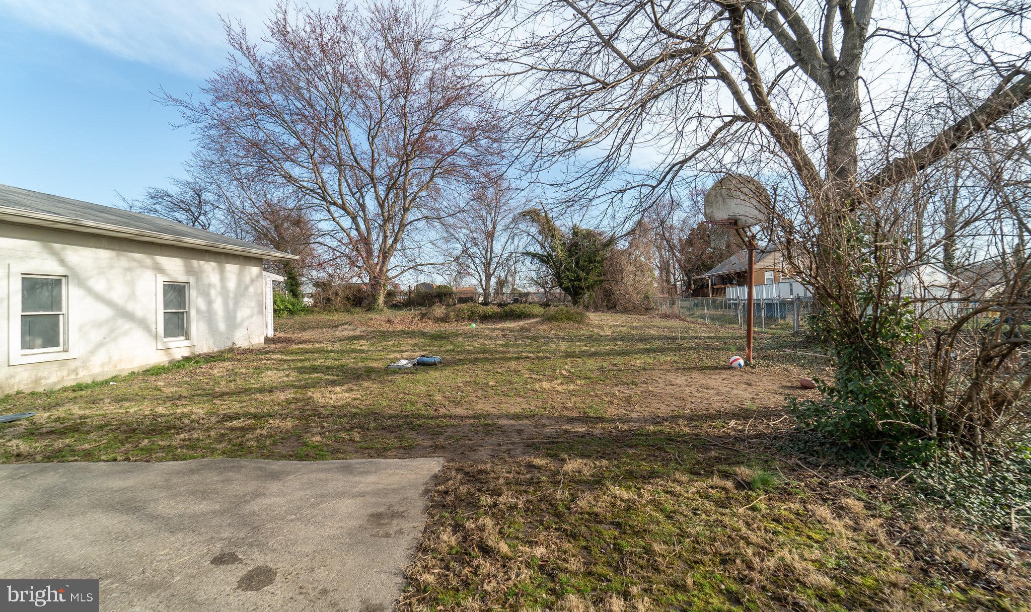 1932 Sulphur Spring Road Halethorpe, MD 21227 - Photo 4 of 32