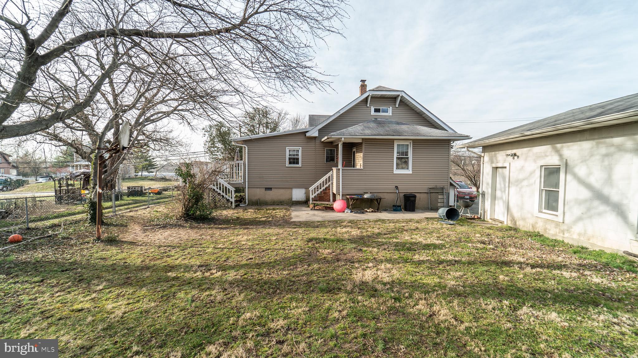 1932 Sulphur Spring Road Halethorpe, MD 21227 - Photo 5 of 32