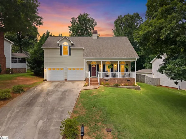 $455,000 | 103 Harpers Ferry Court, Simpsonville, SC 29681