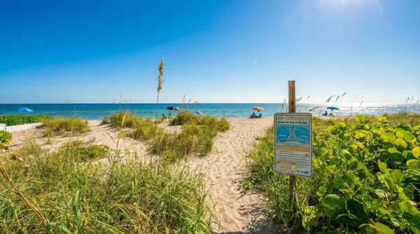 $849,000 | 235 Sunrise Avenue, Unit 3032 & 3102, Palm Beach, FL 33480