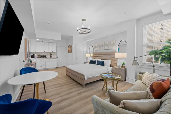 $849,000 | 235 Sunrise Avenue, Unit 3032 & 3102, Palm Beach, FL 33480