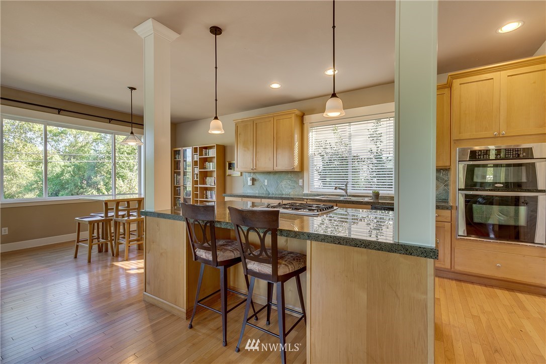11176 Northeast 162nd Street Bothell, WA 98011 - Photo 12 of 40 Gallery Image 12