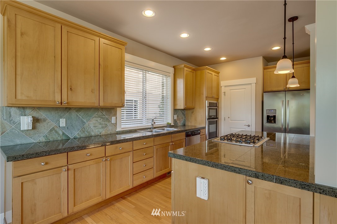 11176 Northeast 162nd Street Bothell, WA 98011 - Photo 15 of 40 Gallery Image 15