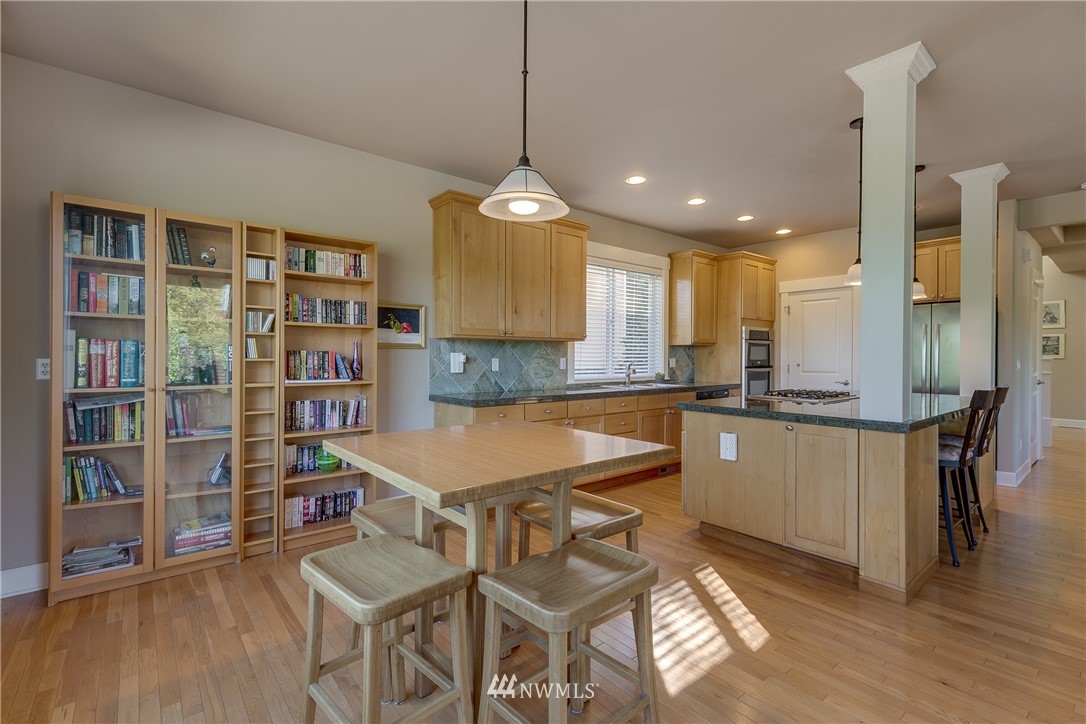 11176 Northeast 162nd Street Bothell, WA 98011 - Photo 17 of 40 Gallery Image 17