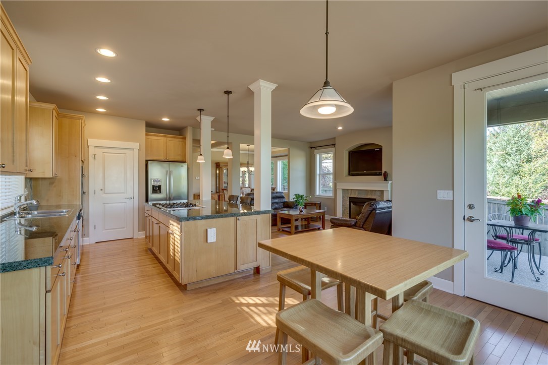 11176 Northeast 162nd Street Bothell, WA 98011 - Photo 18 of 40 Gallery Image 18