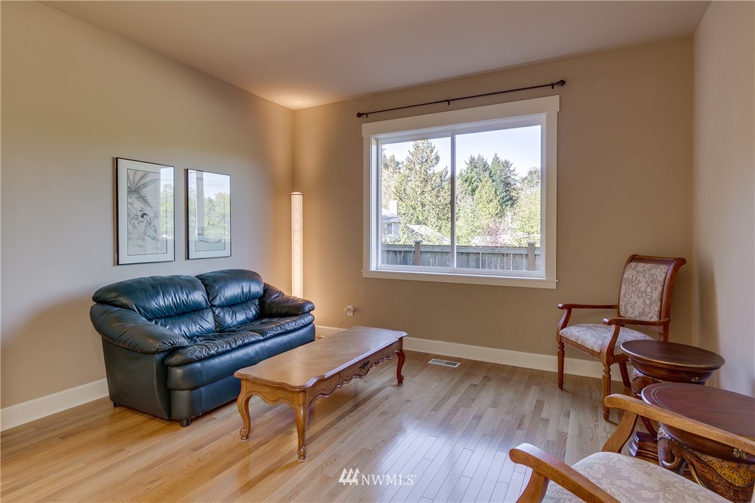 11176 Northeast 162nd Street Bothell, WA 98011 - Photo 20 of 40 Gallery Image 20