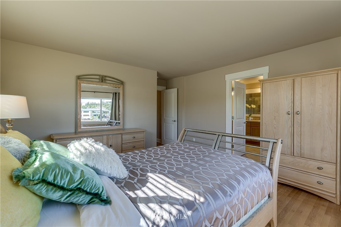 11176 Northeast 162nd Street Bothell, WA 98011 - Photo 25 of 40 Gallery Image 25