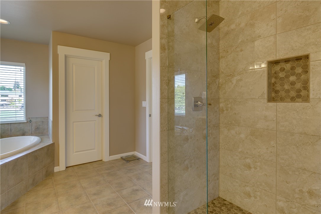 11176 Northeast 162nd Street Bothell, WA 98011 - Photo 26 of 40 Gallery Image 26
