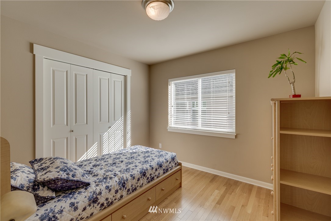 11176 Northeast 162nd Street Bothell, WA 98011 - Photo 29 of 40 Gallery Image 29