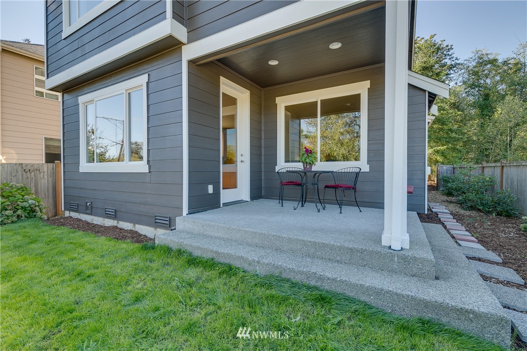 11176 Northeast 162nd Street Bothell, WA 98011 - Photo 35 of 40 Gallery Image 35