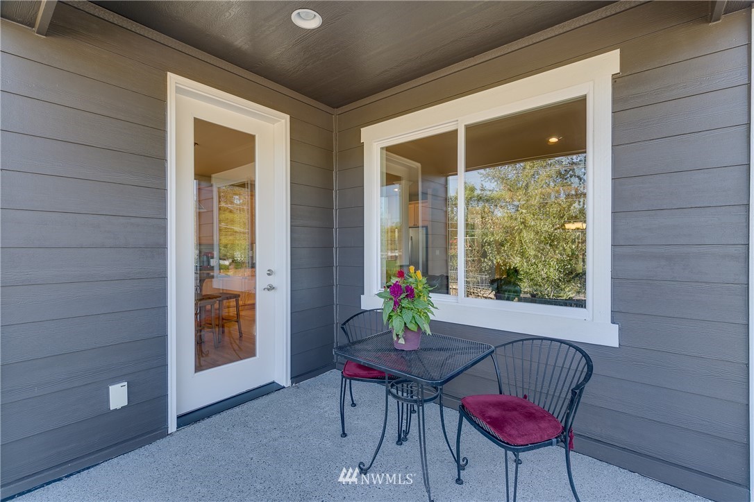 11176 Northeast 162nd Street Bothell, WA 98011 - Photo 38 of 40 Gallery Image 38