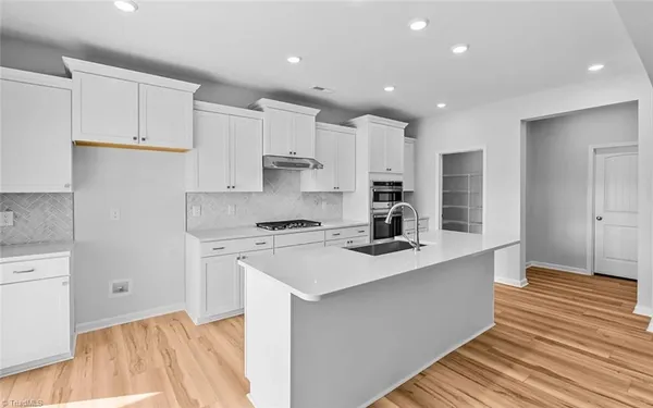 $485,000 | 3234 Spicewood Lk Drive, Winston-Salem, NC 27106