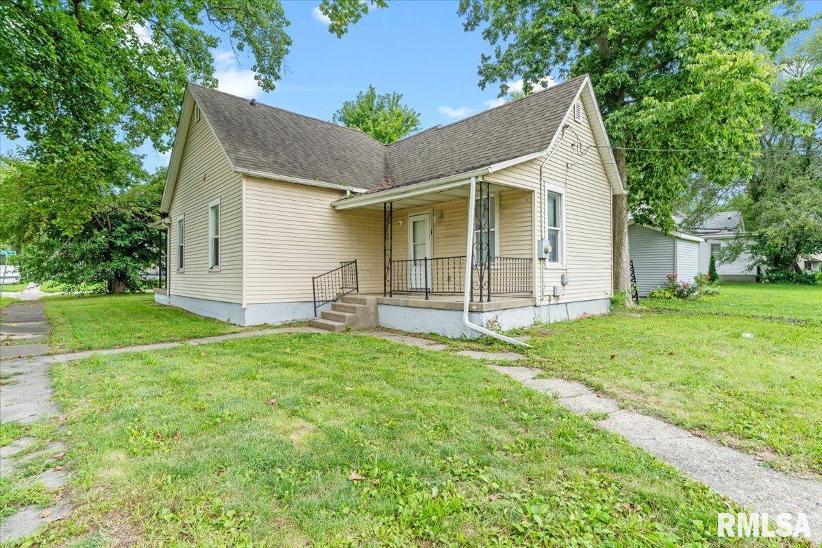 1920 South 7th Street Springfield, IL 62703 - Photo 1 of 24 Gallery Image 1