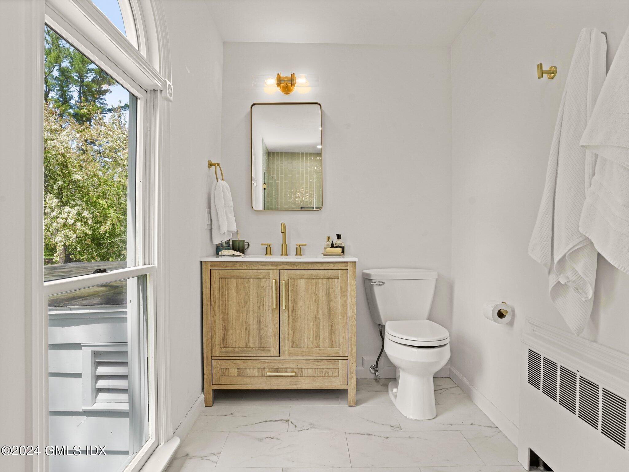 36 Golf Club Road Greenwich, CT 06830 - Photo 12 of 24 36-web-or-mls-36-golf-club-rd