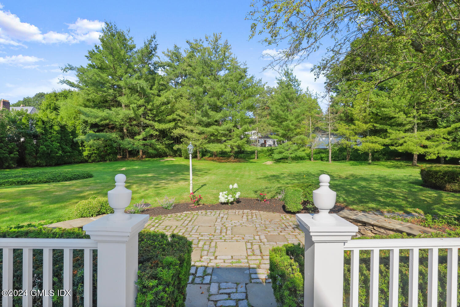 36 Golf Club Road Greenwich, CT 06830 - Photo 22 of 24 36 Golf Club Rd Greenwich CT-large-006-0