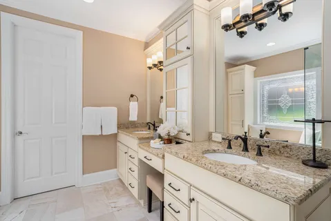 $1,290,000 | 241 King Arthur Circle, Franklin, TN 37067