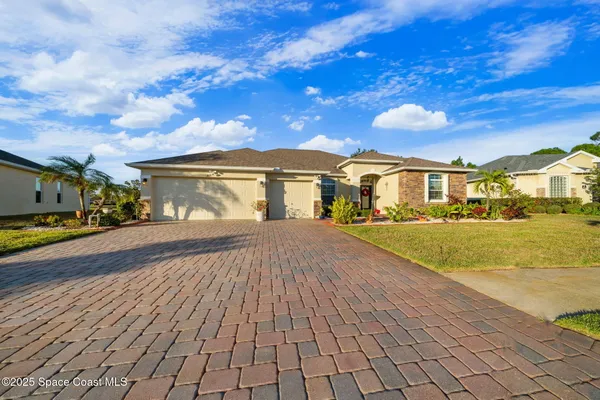 $519,900 | 467 Easton Forest Circle Southeast, Palm Bay, FL 32909