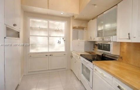 3531 Inverrary Drive, Unit 310 Lauderhill, FL 33319 - Photo 4 of 10