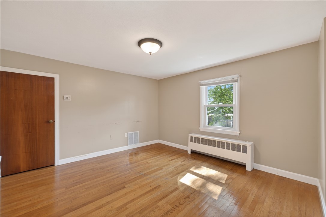 82 Parkside Avenue Pawtucket, RI 02861 - Photo 18 of 28